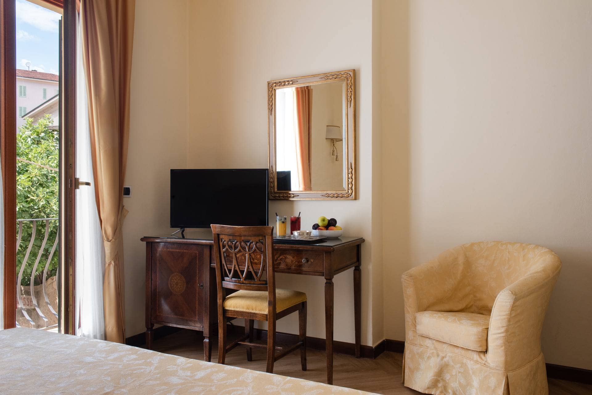 Parma E Oriente Montecatini Hotel Camere Villa Suite 03