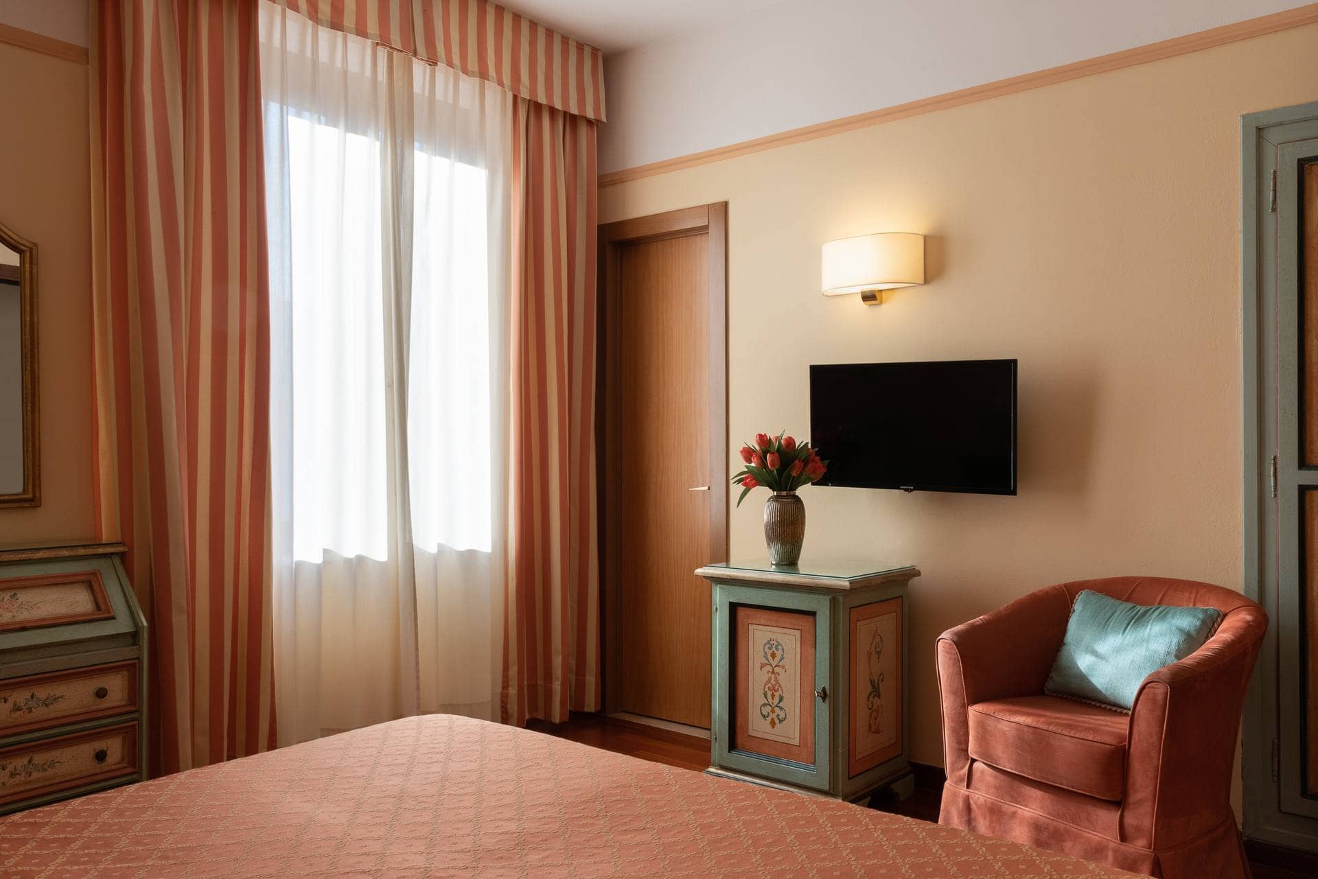 Parma E Oriente Montecatini Camere Hotel Matrimoniale Standard 02